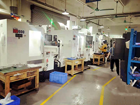 加工中心車(chē)間一角